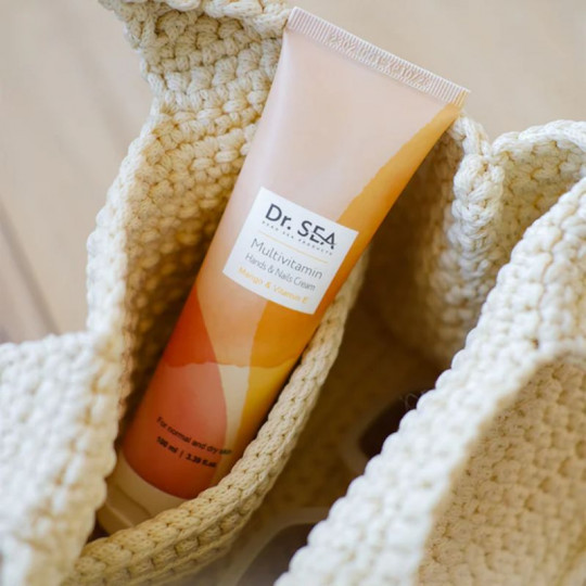Dr. Sea Hand and Nail Cream with Mango and Vitamin E Multivitamin, 100 ml