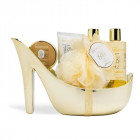 IDC INSTITUTE vonios rinkinys Vanilla&Sandalwood 5 poz: dušo gelis – 200 ml; kūno losjonas – 200 ml; rankų kremas – 90 ml; kūno 